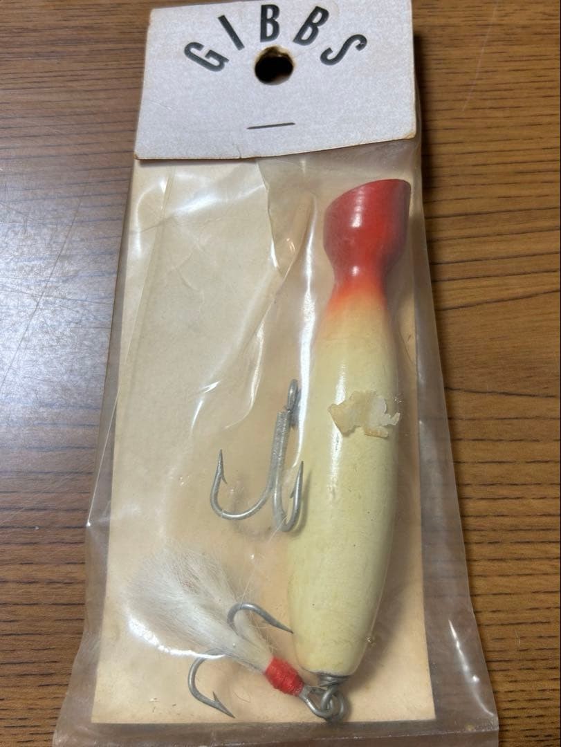 GIBBS Wood Topwater Lure White/Red, 2 Hooks, Used, Fishing Accessories - Image 1