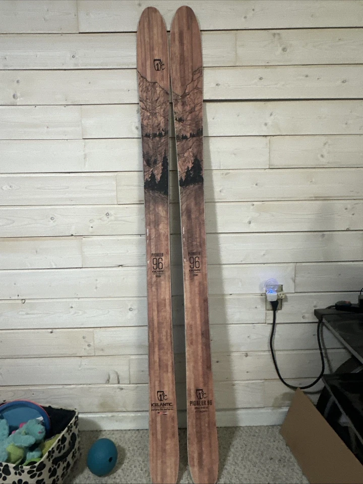 Icelantic Pioneer 96 182 cm. 131/96/118 New Old Stock 2020 New Never Drilled - Image 2 of 4