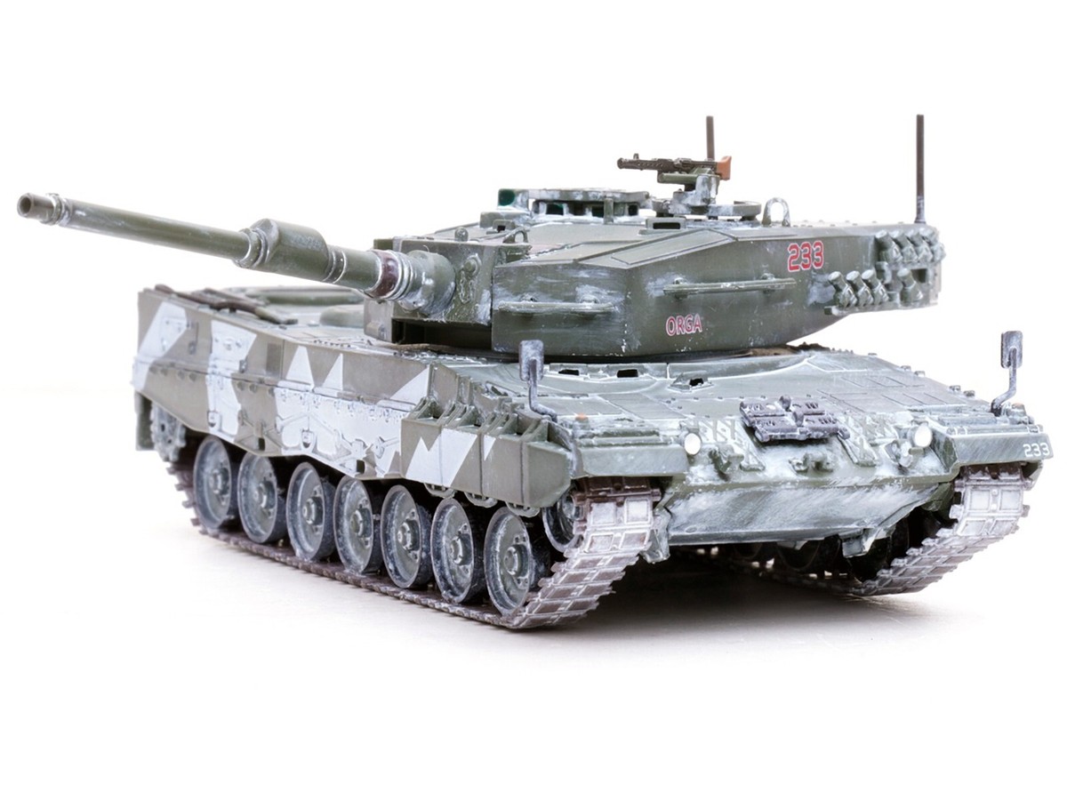 1:16 LEOPARD A4 戦車モデル LEOPARD 2A4 TANK W/SNORKEL 