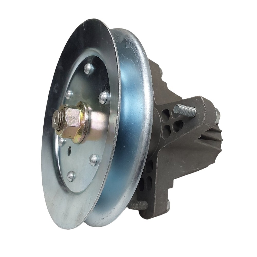 SPINDLE ASSEMBLY FITS CUB FITS MTD NOS. 618-04950, 918-04822A 