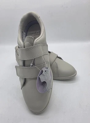 COMFORT WALKERS WOMANS LEATHER SHOE - Image 1 of 4