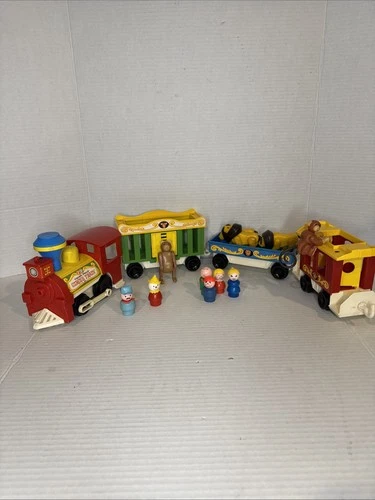 Vintage 1977 Fisher Price Little People Circus Train Set