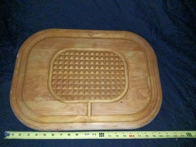John McLeod Williams Sonoma Angus Cutting & Carving Board  14'' x  20''  