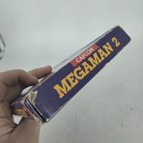 Mega Man 2 NES Nintendo Capcom 1989 Game and Box No Manual SEE PICS