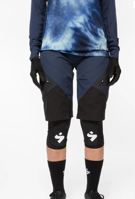New Women's Sweet Protection Hunter Biking Cycling Shorts  Size: XS  Color: Navy