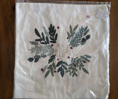 POTTERY BARN Chenille Holly Embroidered Pillow Cover-22''-NWT