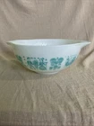 Pyrex Amish Butterprint Cinderella Mixing Bowl 2 1/2 QT #443 Turquoise. VTG.  J3