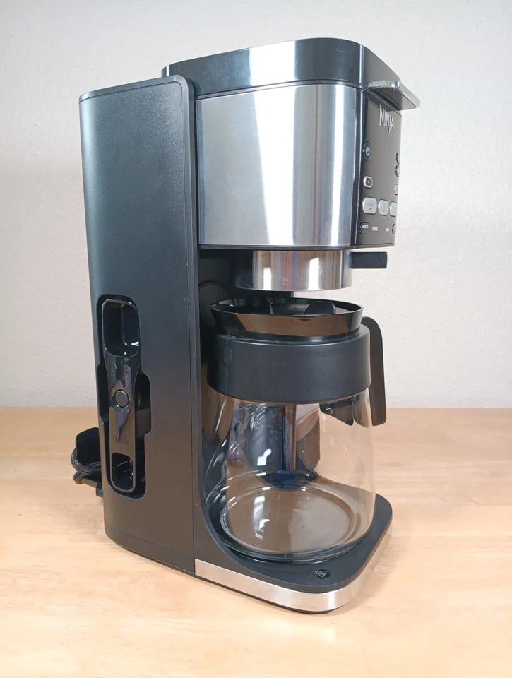 Ninja XL DualBrew XL Hot & Iced Coffee Maker 14 Cup Carafe CFP105 Bundle 1741541 - Image 2 of 4