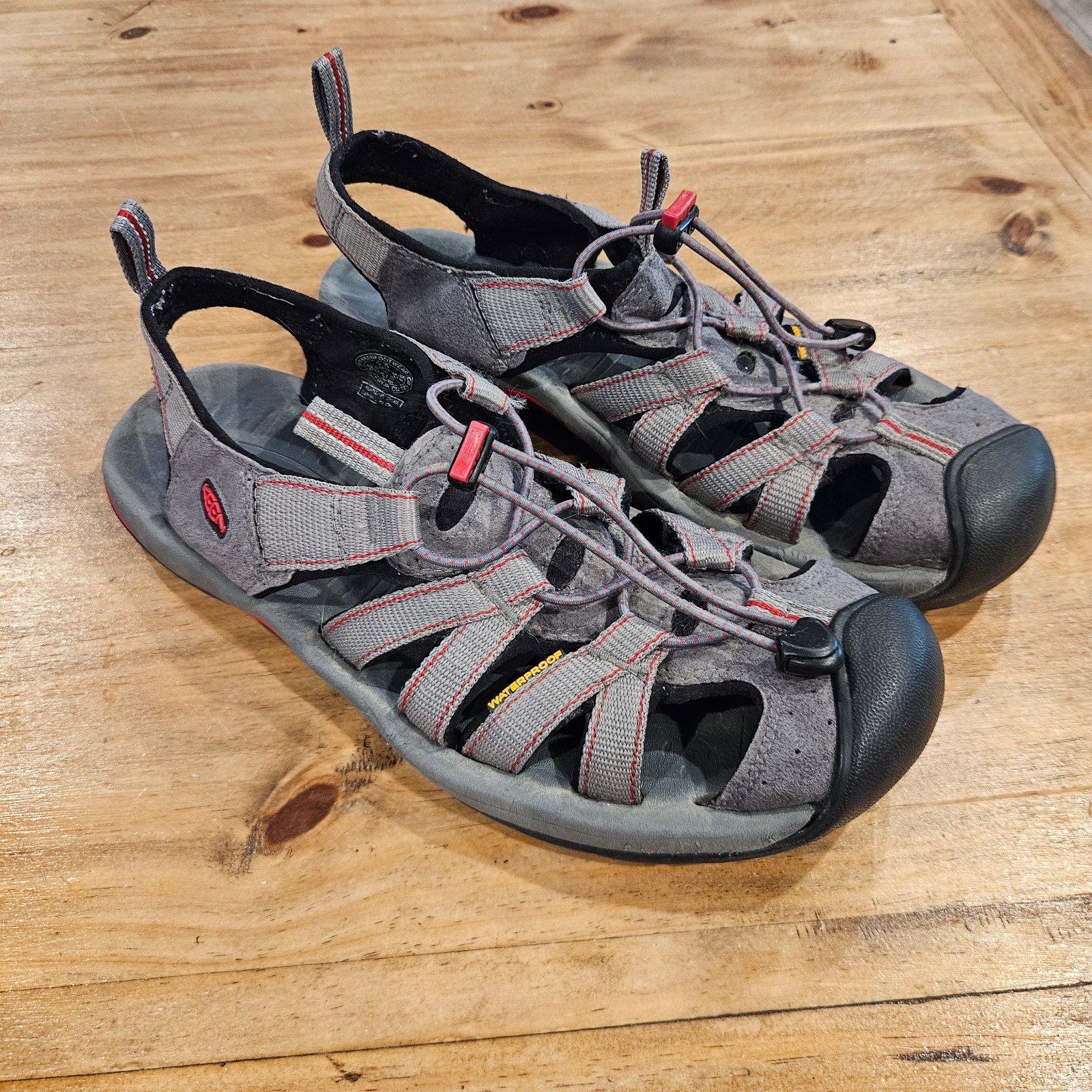 Keen Clearwater CNX scarpe da acqua sandali uomo taglia 9 5 impermeabili