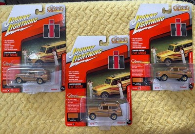 Johnny Lightning 1979 International Scout II Midas Edition 1:64 Diecast Gold Lot