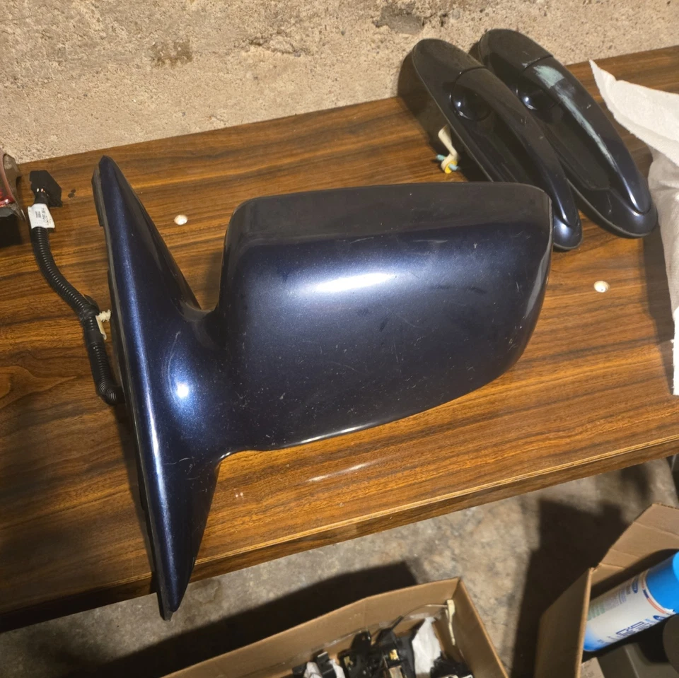 ESPEJO RETROVISOR EXTERIOR IZQUIERDO LINCOLN LS 2000 2001 2002 AZUL OSCURO Foto 3 de 4