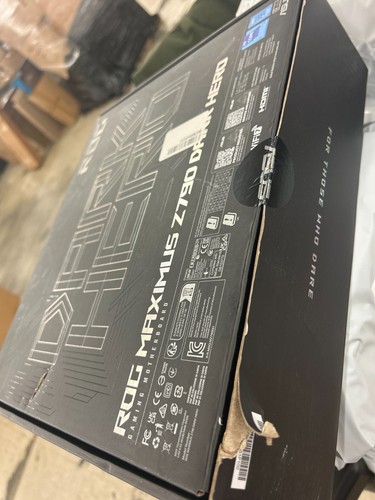 ASUS ROG Maximus Z790 Dark Hero (WiFi 7) LGA 1700 Motherboard - NEW sealed - Photo 3/4