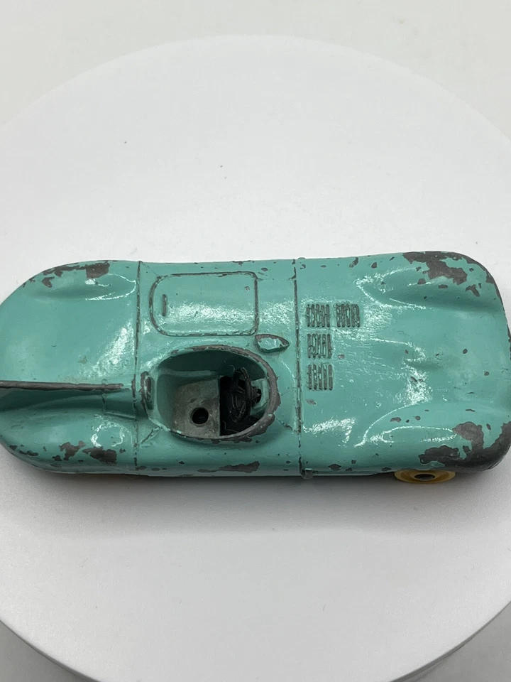 DINKY Toys 238 JAGUAR TIPO D TURQUESA SIN CONDUCTOR TAPACUBOS AZUL NECESITA NEUMÁTICOS VER Foto 2 de 4