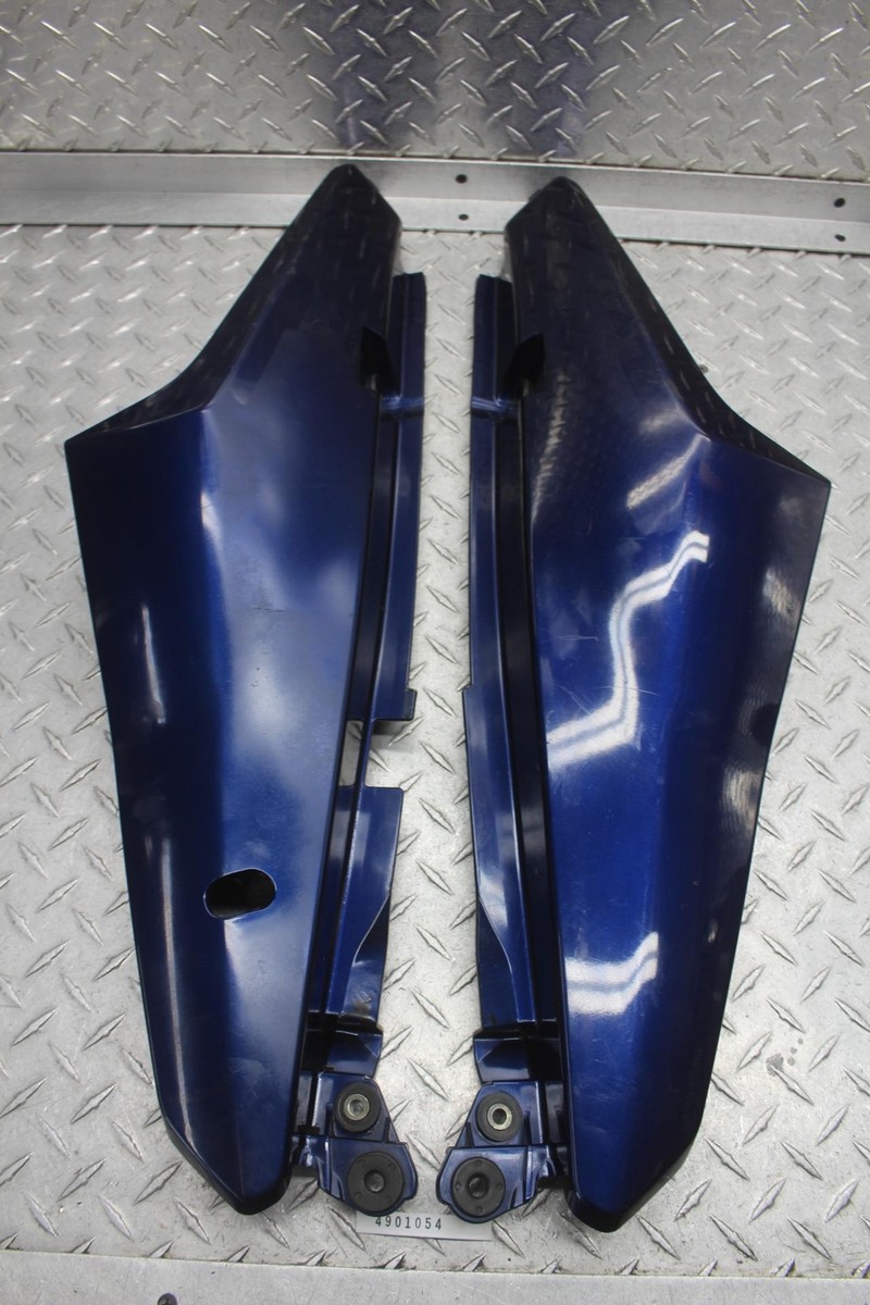 トレーディング本セット 2002 SUZUKI VSTROM 1000 DL1000 BLUE REAR TAIL FAIRINGS 45501-06G00