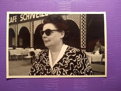 Foto antik alt coole Frau Sonnenbrille Woman sunglasses nice old Photo Fashion