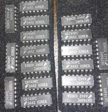 2 each NEW FAIRCHILD UA749PC UA749 **NOT CHINESE OR UNBRANDED** VTG 1984 WEEK 42