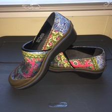 dansko rain clogs