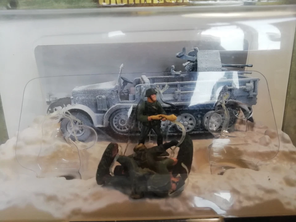 Corgi Skirmish CC60011 SdKfz7/1 & Anti-Aircraft Gun & 3 German Infantry Figures - Photo 4/4