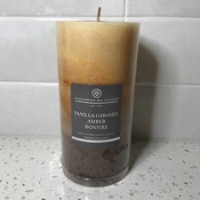Chesapeake Bay Candle - VANILLA CARAMEL AMBER BONFIRE MULTI FRAGRANCE - 6” X 3” 