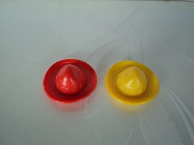 PLAYMOBIL vintage western lot chapeaux mexicains jaune rouge 3241 3344 3407 3484 - Photo 1/2