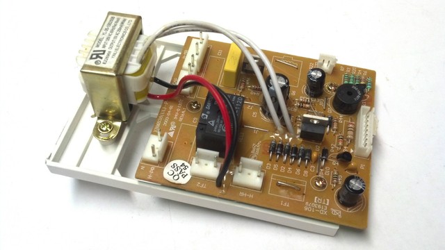 OSTER 2.5 LB. AUTOMATIC BREAD MACHINE, MODEL# 5845, Parts for sale