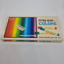 VINTAGE Sakura Cray-Pas Colors Spectrum SET OF 16 #73372 (#XKP-16) Made in Japan