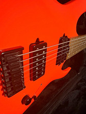 Jackson misha 7 neon orange with bareknuckle aftermath bridge
