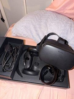 Oculus Quest 2 Standalone VR Headset Black 90Hz 96° FOV Plastic