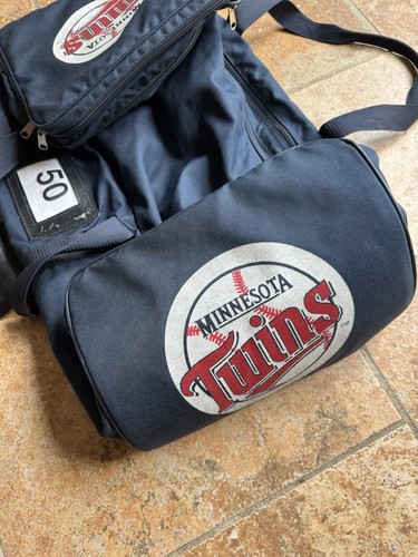 Vintage Minnesota Twins Team Player Issued Duffel Game Bag Used Large Travel MLB - Picture 4 of 8