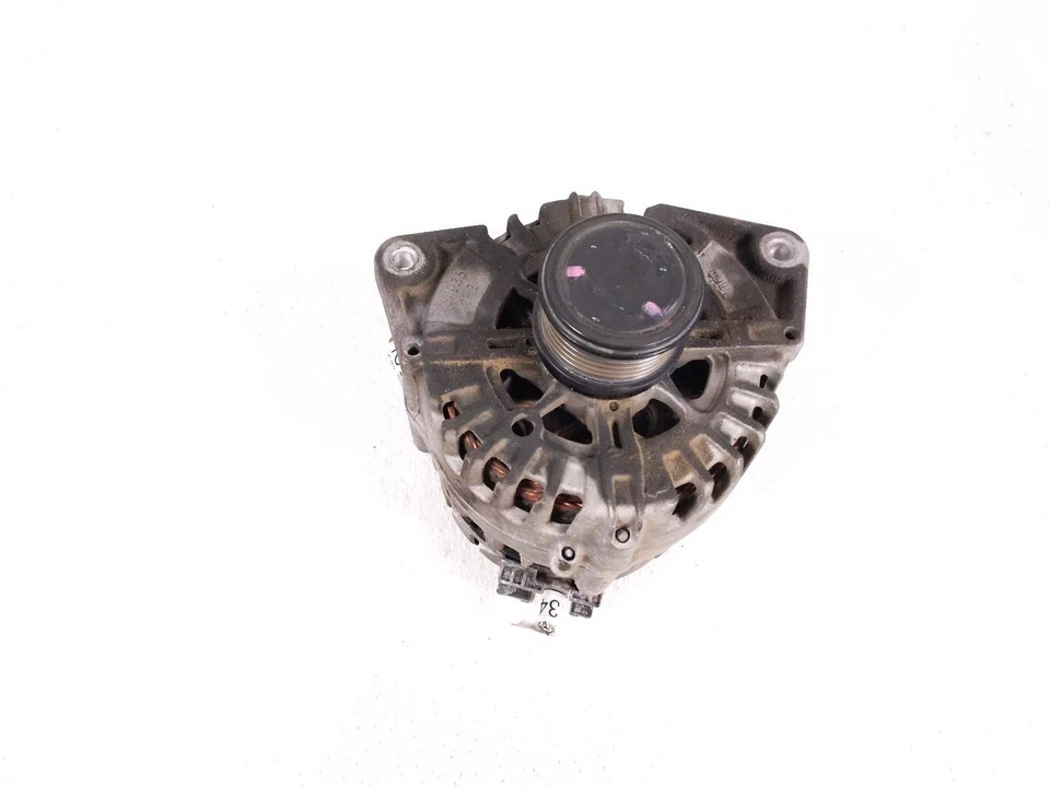 Alternador generador Mercedes-Benz C300 2019-2021 2,0 L 000-906-99-05 Foto 2 de 4