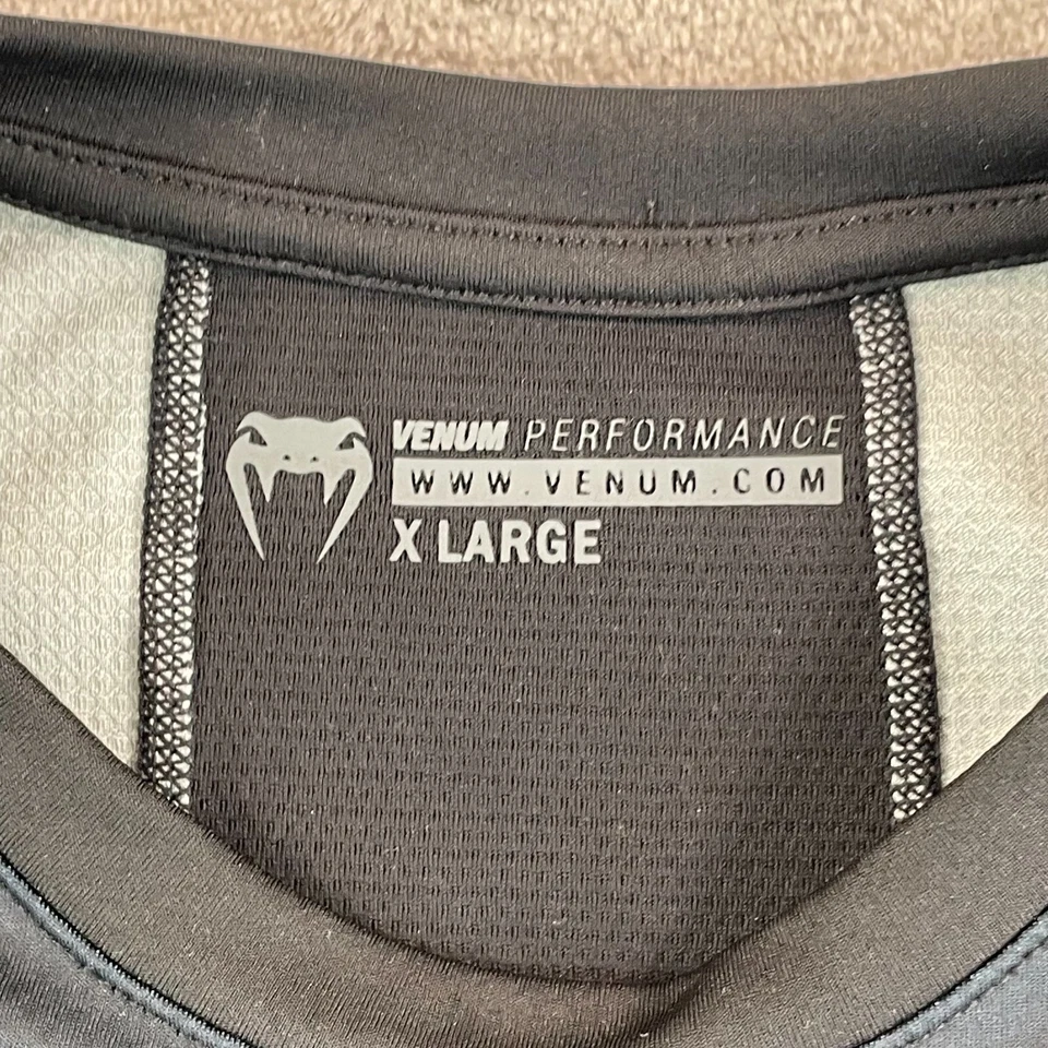 Camisa masculina Venum Jiu Jitsu compressão proteção contra erupções cutâneas 2XL UFC MMA BJJ luta nova sem etiquetas - Imagem 2 de 4