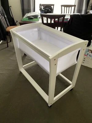 tasman amore bassinet