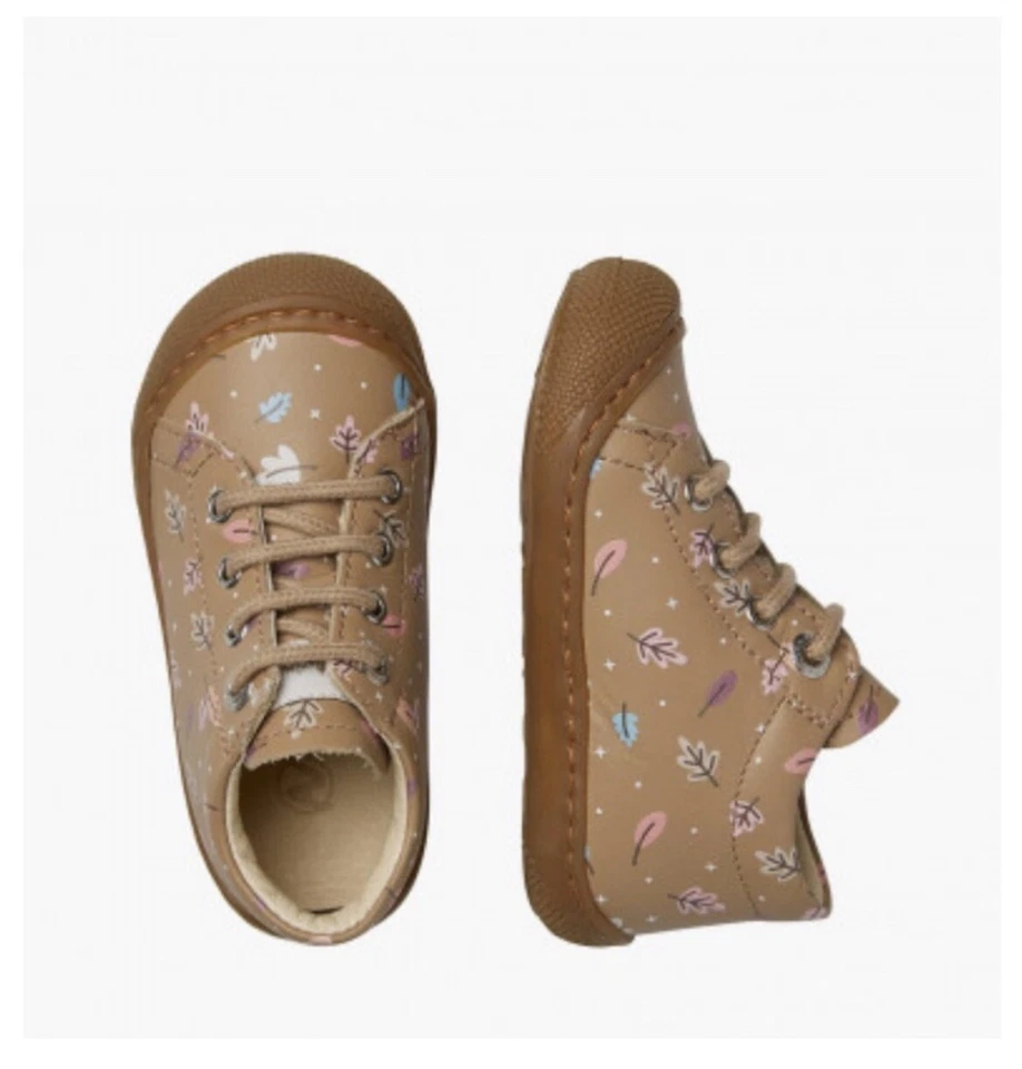 NUEVO CON ETIQUETAS Zapatos Naturino Cocoon VL Gamuza Primeros Pasos Beige Hojas - Talla 21 Foto 3 de 4