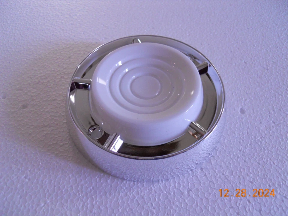 Novo 1961 a 1965 Ford Falcon Comet Mustang cúpula lente de luz e moldura Sprint + - Imagem 4 de 4