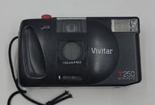 VIVITAR T250 35MM FILM CAMERA FOCUS FREE/MOTOR/FLASH UNTESTED