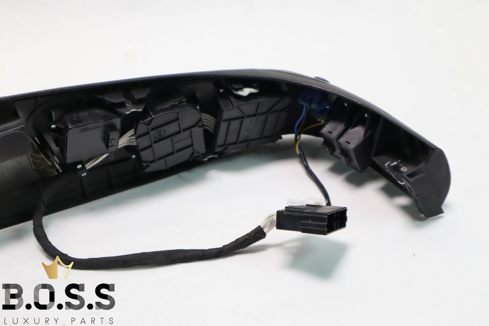 03-12 MASERATI QUATTROPORTE M139 LEFT DRIVER SIDE SEAT CONTROL SWITCH TRIM BLACK