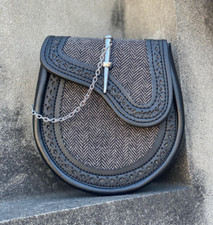 Men's Scottish Grey Tweed Black Leather Sporran with Pin Lock Chain Belt