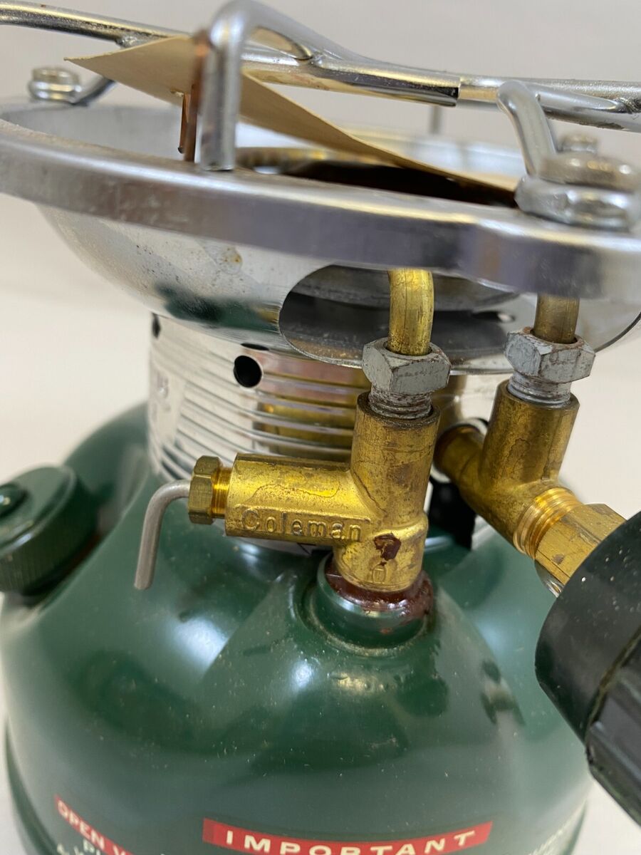 1962 COLEMAN 501-700 GREEN SPORTSTER STOVE NEW WITH TAG 1962 COLEMAN 501-700 GREEN SPORTSTER STOVE NEW WITH TAG