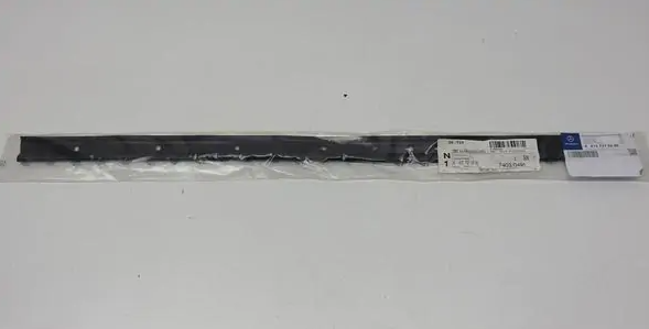 Neu MERCEDES-BENZ CITAN W415 Untere Türdichtung vorne A4157210680 Original