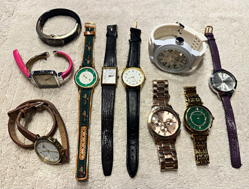 Mixed Wristwatch Lot Unisex Adult Wristwatches Assorted Styles/Straps