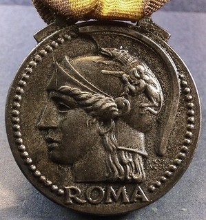 VENTENNIO MEDAGLIA AL MERITO SCUOLE DEL GOVERNATORATO ROMA 1933 ARGENTO