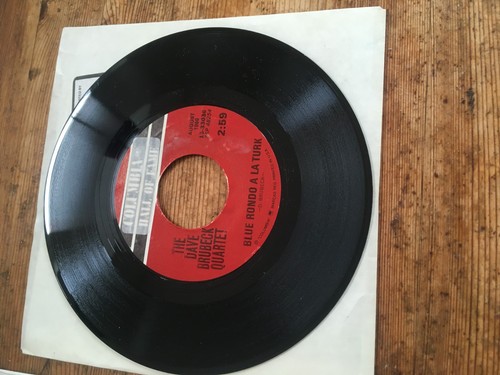 The Dave Brubeck Quartet - Dave Digs Disney LP /Take 5 single VG+/VG+ Offers? - Picture 18 of 20