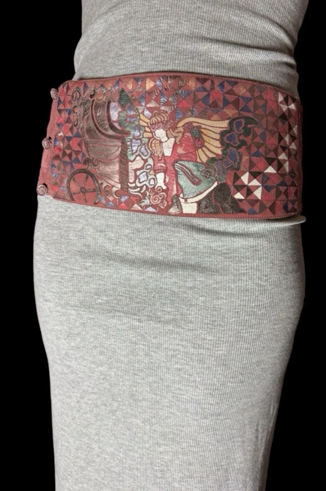 Cinturón Vintage Años 70 Gamuza Cuero Hecho a Mano Pintado Ángeles Boho Hippy Ancho Foto 2 de 4