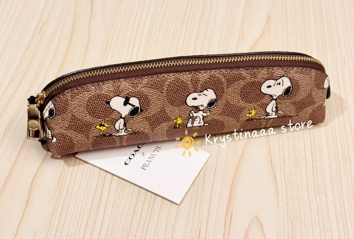 新品♡【COACH X PEANUTS】ペンシル ケース・スヌーピー Coach X Peanuts Pencil Case In Signature Canvas With Snoopy Print