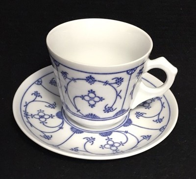 2er Gedeck / Kaffeetasse & Untere - Strohblume / Blau Saks - Jäger Eisenberg