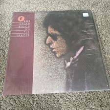 BOB DYLAN BLOOD ON THE TRACKS 33 RPM LP Vinyl 1974 COLUMBIA RECORD PC 33235 