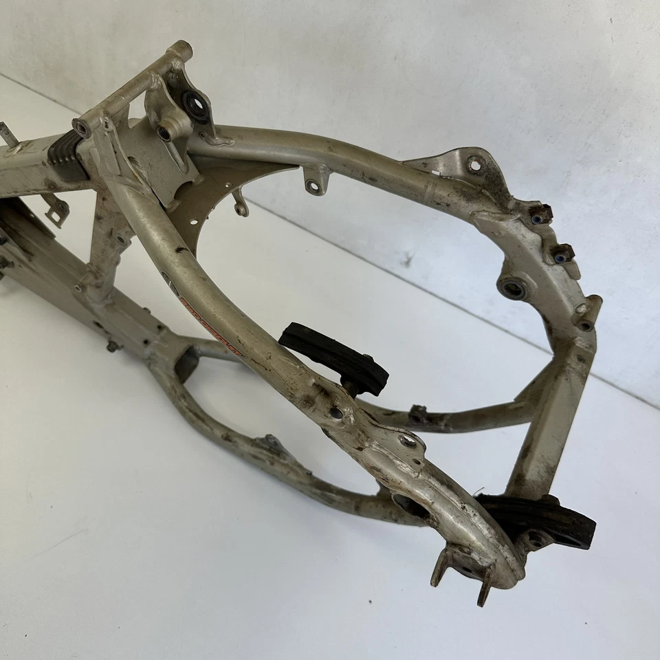 KTM 125 SX 2003 Frame Chassis Main Frame -OFF-ROAD ONLY- NO REGO - image 2 of 4