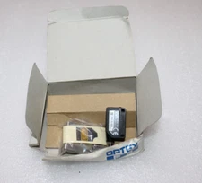 OPTEX	BGS-ZL10CP BACKGROUND SUPPRESSION OPTICAL SENSOR