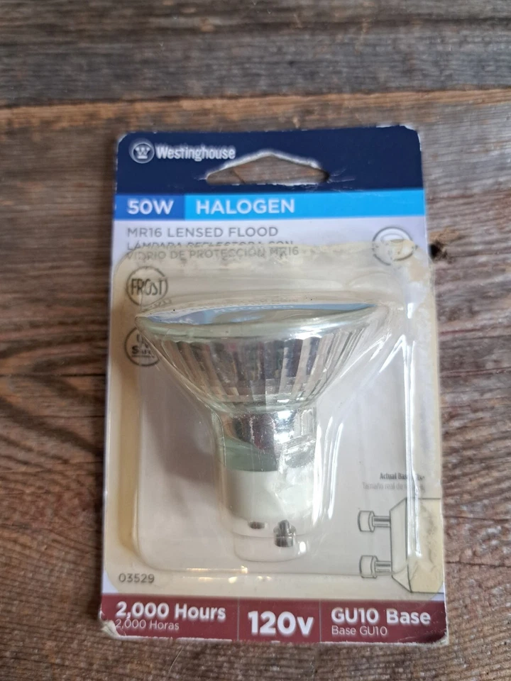 Westinghouse : 50W Lensed Flood & Low Voltage GY6.5- GU10 Base - 120 And 12 V - Image 4 of 4