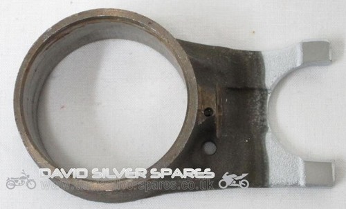 USED FORK, R. GEARSHIFT FITS CT110 ATC110 ATC125M 24211-028-040 KSFX3 - Picture 2 of 2